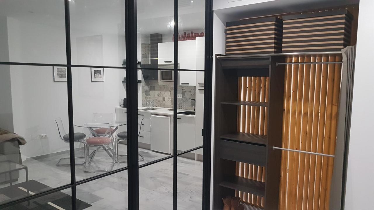 Atocha 3 Appartement Málaga Buitenkant foto