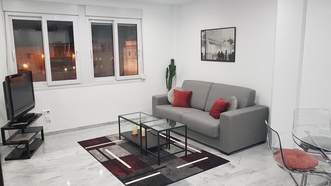 Atocha 3 Appartement Málaga Buitenkant foto