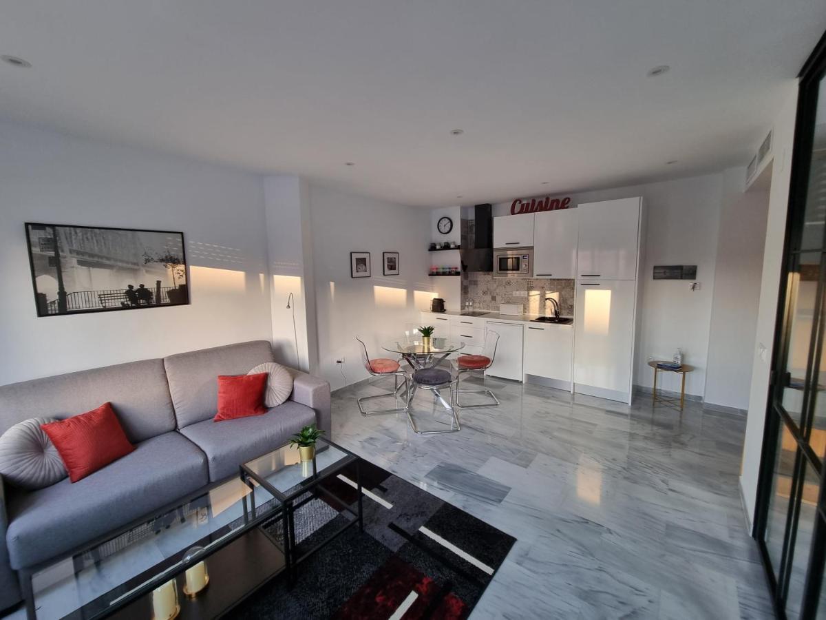 Atocha 3 Appartement Málaga Buitenkant foto