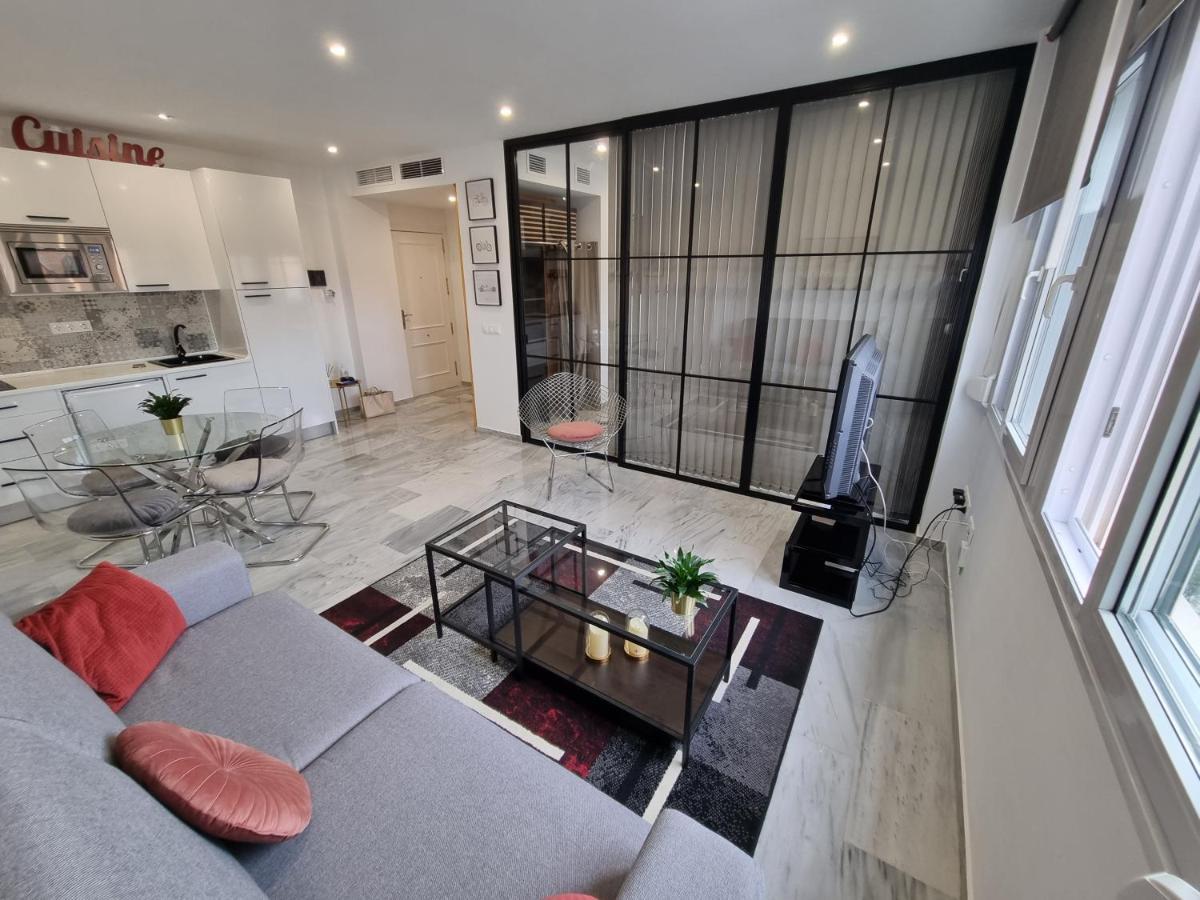 Atocha 3 Appartement Málaga Buitenkant foto