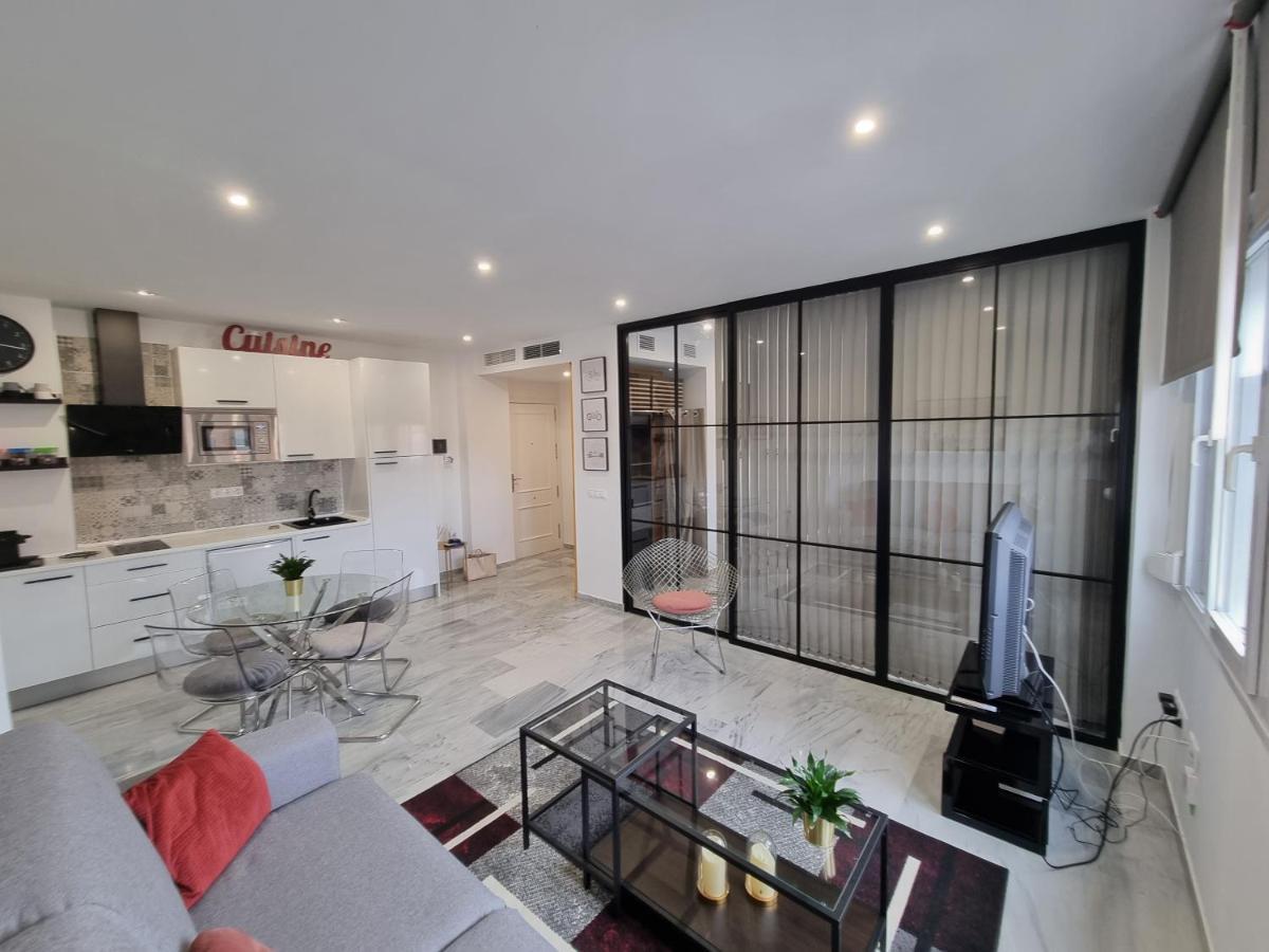 Atocha 3 Appartement Málaga Buitenkant foto